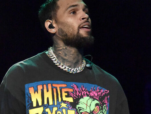 Jermaine Dupri Calls AMAs Chris Brown Cancelation Bad For Black Music
